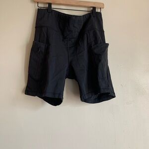 Athleta Womens Size Large Black Athletic Shorts Bottoms Running Gym